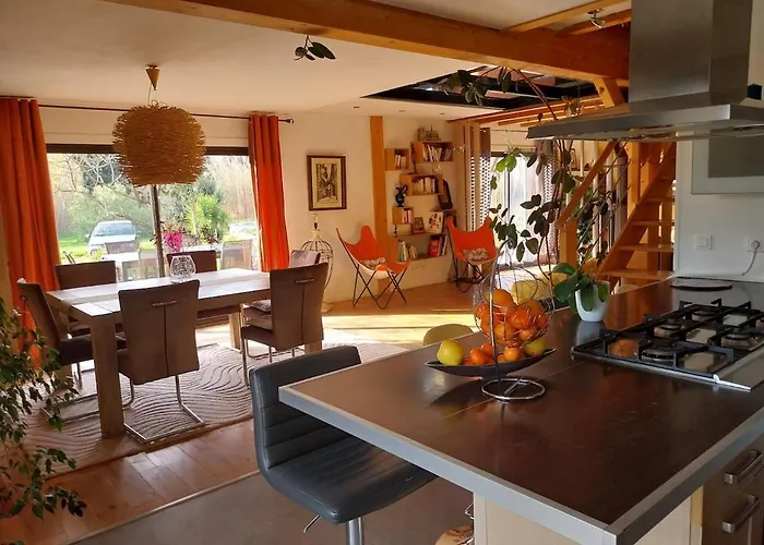 Maison A La Campagne A Quelques Kilometres De La * אלן