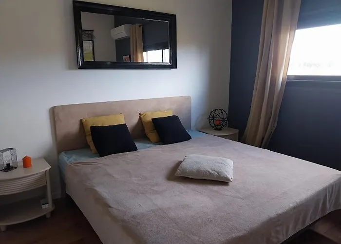 Maison A La Campagne A Quelques Kilometres De La