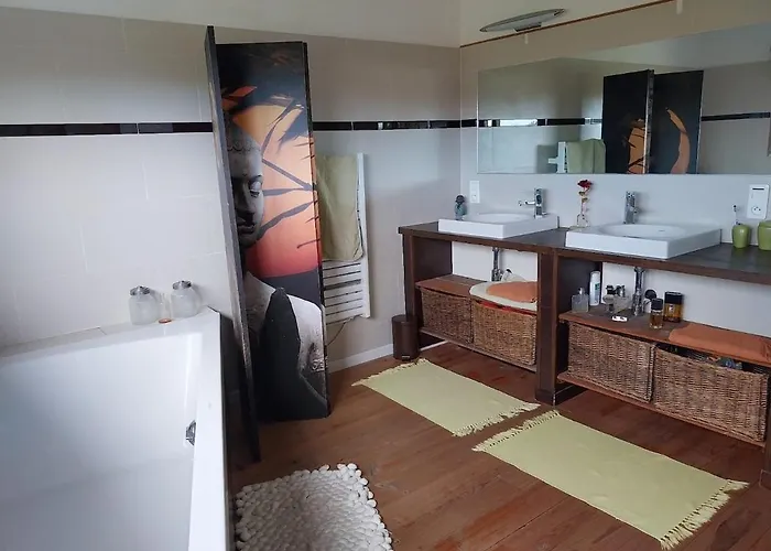 Maison A La Campagne A Quelques Kilometres De La בית נופש